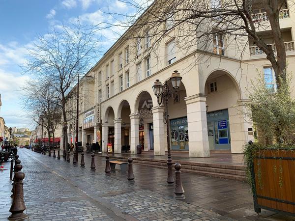 Appartement Poissy 2 pièce(s) 36 m2 Loyer 893 €/mois charges comprises **  - Référence  9316