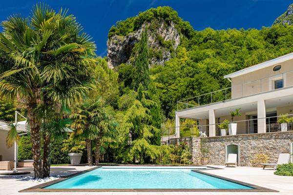 Vente Maison de luxe Saint-Égrève 6 Pièces 204 m²