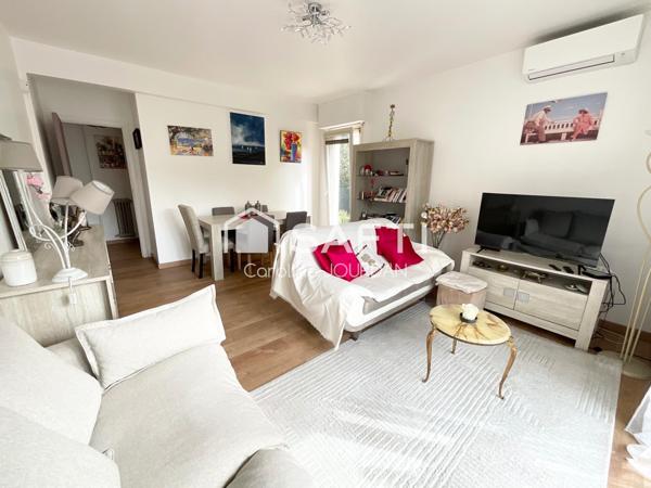 Rare ! Spacieux et élégant T2 avec terrasse de 42m2 - Libération