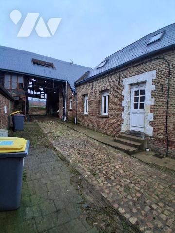 Commune de Serain - maison rénovée - grange - garage et jardin