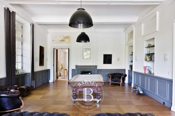 Pouillon, Château  880 m² à vendre