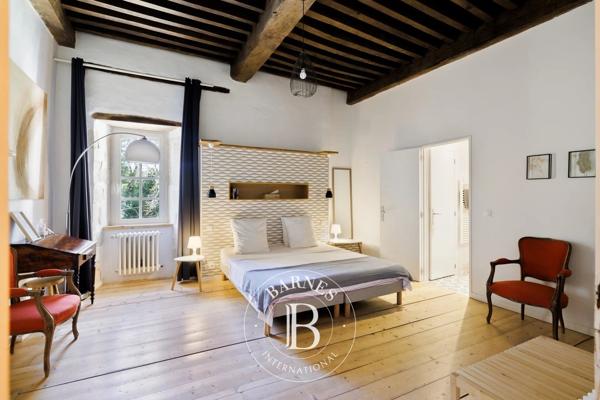 Pouillon, Château  880 m² à vendre