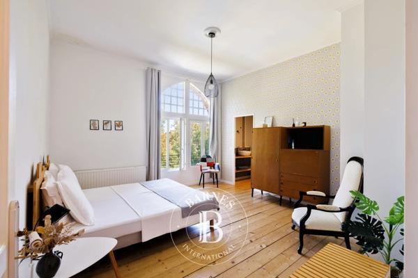 Pouillon, Château  880 m² à vendre