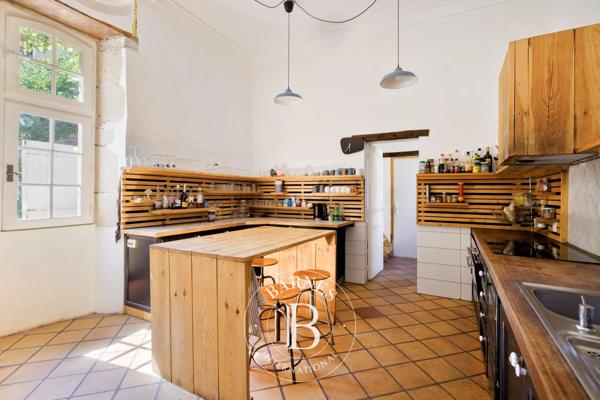 Pouillon, Château  880 m² à vendre