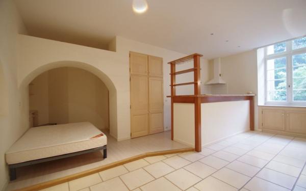 Appartement à louer    1 pièce • 38,16 m2 La Rochelle