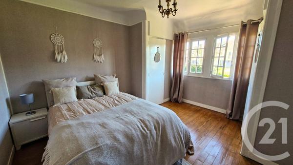 Maison à vendre  9 pièces - 221,50 m2 BEAUMONT LE ROGER - 27