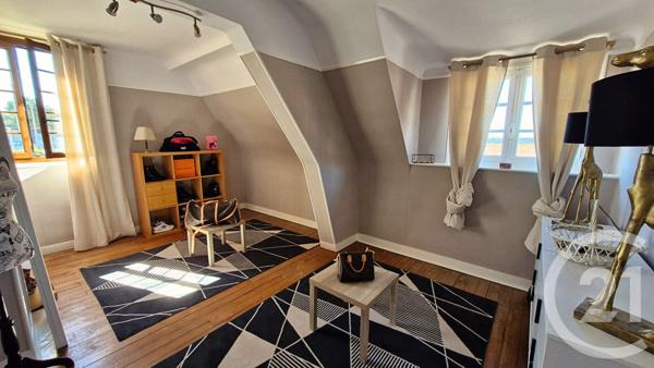 Maison à vendre  9 pièces - 221,50 m2 BEAUMONT LE ROGER - 27