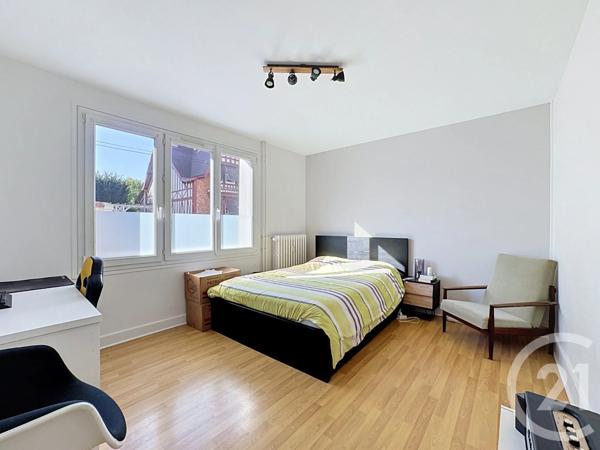 Appartement F2 à vendre  2 pièces - 60,13 m 2   COMPIEGNE  - 60
