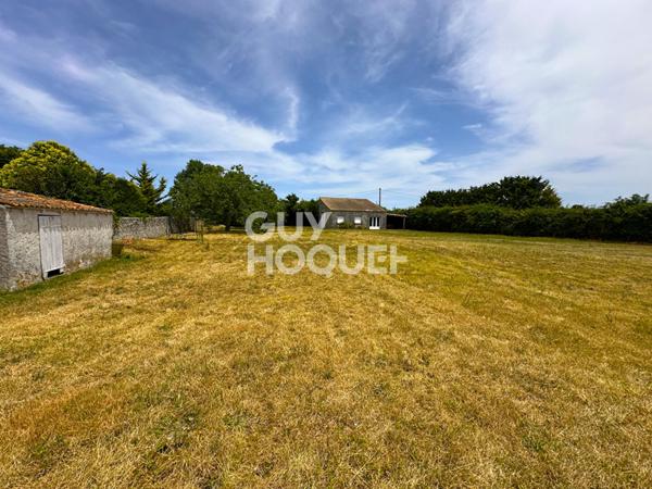 Maison spacieuse à vendre à Saint Jean de Liversay - Une opportunité à ne pas manquer !