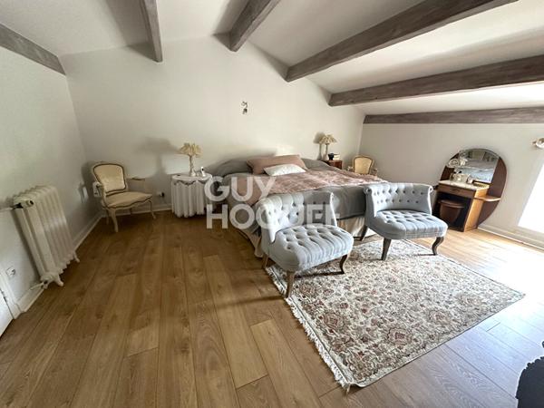 Maison spacieuse à vendre à Saint Jean de Liversay - Une opportunité à ne pas manquer !