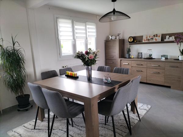 Maison de charme de 137 m² à Châteaudun avec double potentiel: résidence principale et potentiel locatif!