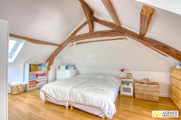 Versailles Notre-Dame maison de ville 6 pièces 163 m² au sol (133 m² carrez) avec cave 1 050 000 € **  - Référence  29214