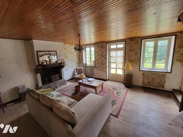 Propriété à rénover dans hameau