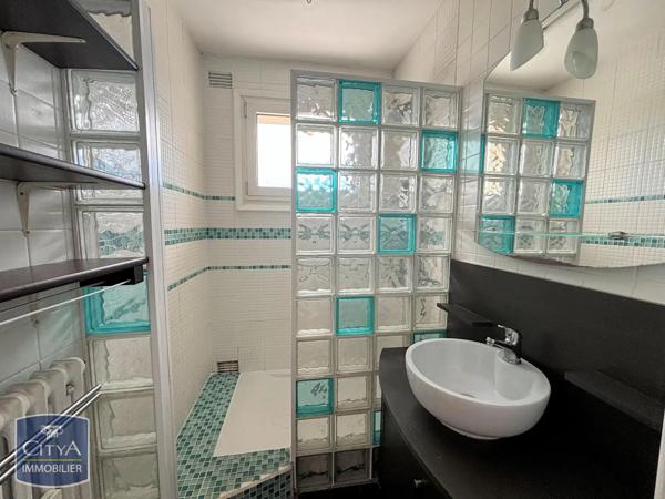 Appartement à louer 3 pièces 65.78m² Limoges (87000)