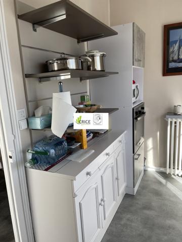 A VENDRE MURS COMMERCIAUX LOUES 86