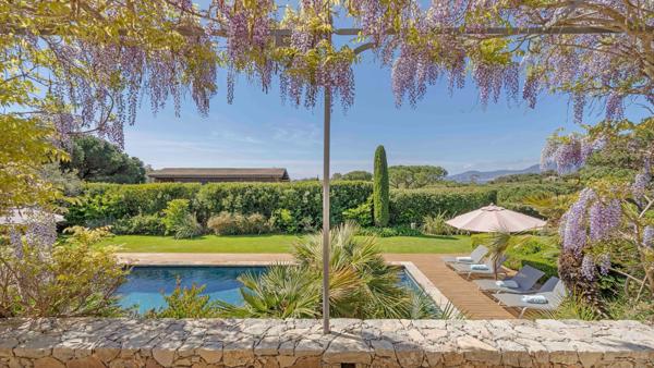 Vente Propriété de luxe La Croix-Valmer 10 Pièces 370 m²