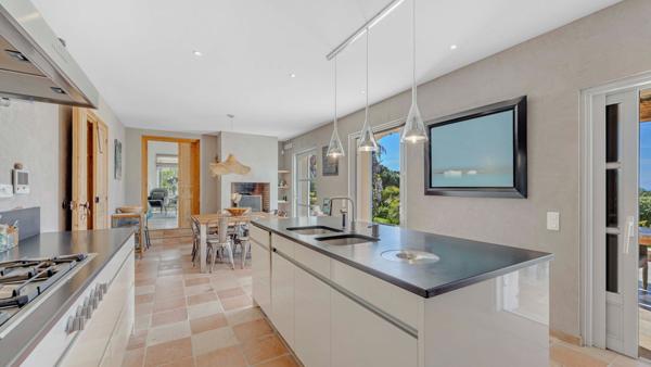 Vente Propriété de luxe La Croix-Valmer 10 Pièces 370 m²