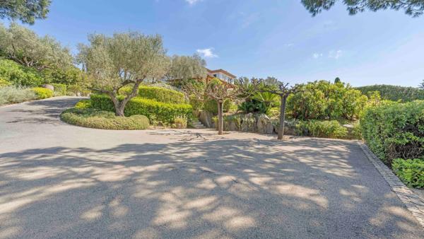 Vente Propriété de luxe La Croix-Valmer 10 Pièces 370 m²