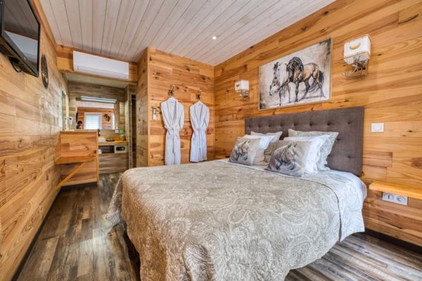 Vente Maison de maître Roullet-Saint-Estèphe 46 Pièces 1974 m²