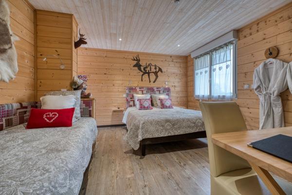 Vente Maison de maître Roullet-Saint-Estèphe 46 Pièces 1974 m²