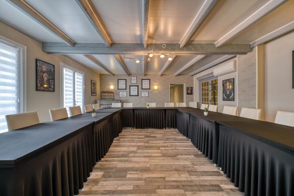 Vente Maison de maître Roullet-Saint-Estèphe 46 Pièces 1974 m²