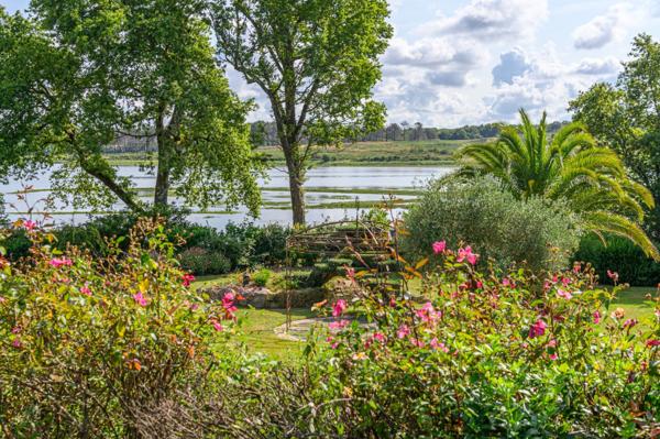 Vente Maison contemporaine Arradon 10 Pièces 240 m²