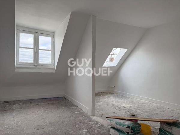 Studio au dernier étage - Bonne Nouvelle