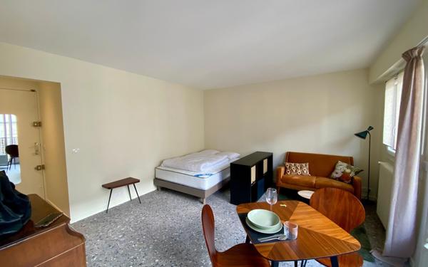 Appartement à louer    1 pièce •  Paris 17