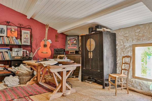 Vente Maison de luxe L'Isle-sur-la-Sorgue 8 Pièces 250 m²