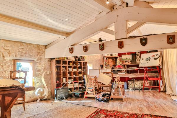 Vente Maison de luxe L'Isle-sur-la-Sorgue 8 Pièces 250 m²