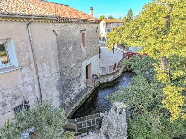 Vente Maison de luxe L'Isle-sur-la-Sorgue 8 Pièces 250 m²