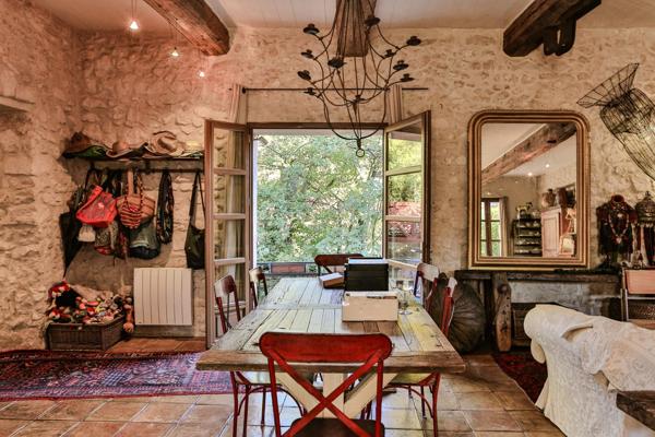 Vente Maison de luxe L'Isle-sur-la-Sorgue 8 Pièces 250 m²