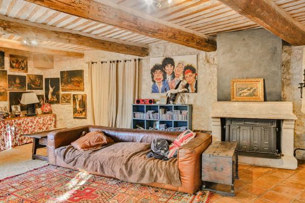 Vente Maison de luxe L'Isle-sur-la-Sorgue 8 Pièces 250 m²