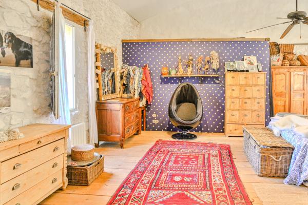 Vente Maison de luxe L'Isle-sur-la-Sorgue 8 Pièces 250 m²