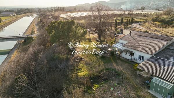 VILLENEUVE, Propriété  de 180 m²  + dépendances avec maison principale, T2 indépendant et grand potentiel sur 6900 m²