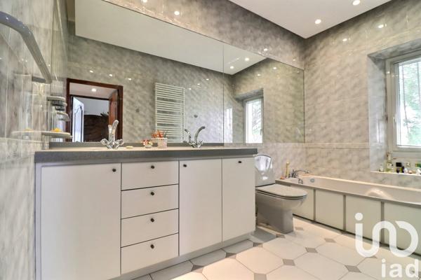 Maison à vendre 4 pièces 139 m² Marseille 12