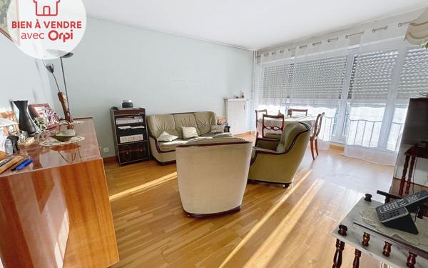 Appartement à vendre    3 pièces • 69,90 m2 Achères