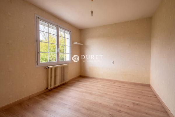 Maison rénovée avec hangar de 330 m²