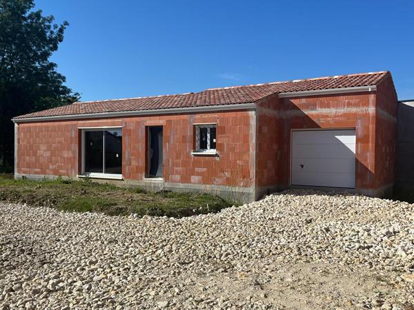 Vente Programme Neuf103,66 m² - 5 Pièces - BREUILLET (17920)