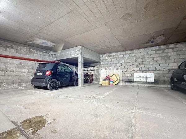 ISSY LES MOULINEAUX  - 60 AVENUE VICTOR CRESSON - PARKING EN SOUS-SOL