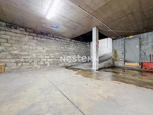 ISSY LES MOULINEAUX  - 60 AVENUE VICTOR CRESSON - PARKING EN SOUS-SOL