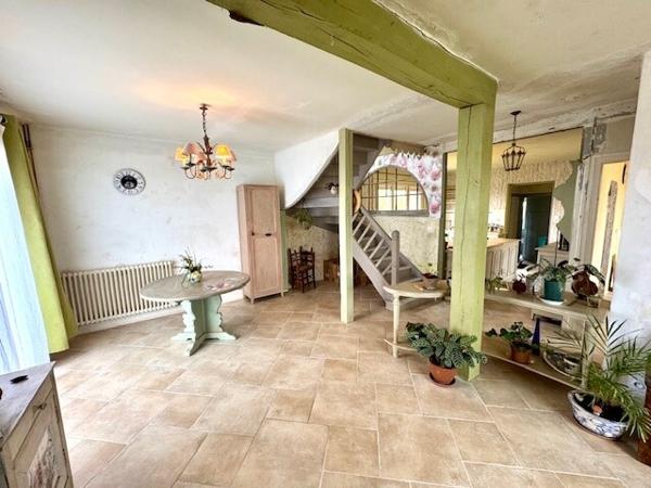 Charmante maison 3 chambres située à TREGUEUX