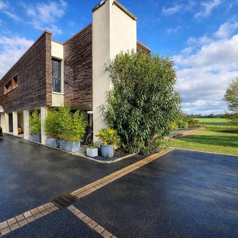 Maison 6 pièces - 280 m² Exclusivité efficity