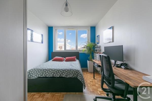 Appartement F4 à vendre  4 pièces - 87,39 m2 ST MAUR DES FOSSES - 94