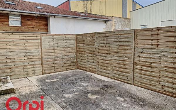 Appartement à louer    4 pièces • 99 m2 Fains-Véel