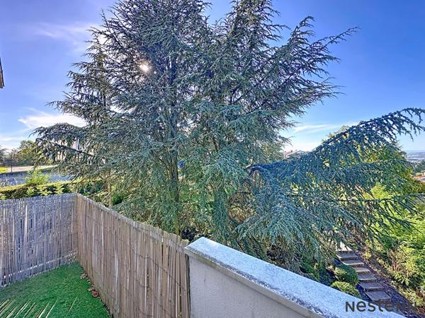 APPARTEMENT DE TYPE 4 DERNIER ETAGE