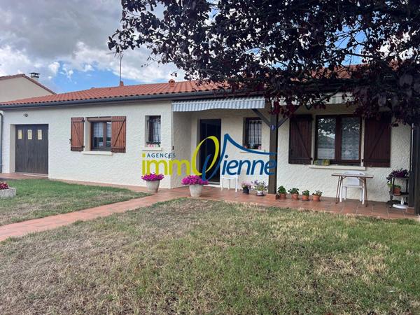 Vente Maison 4 pièces 88 m2 à Lussac-les-Châteaux