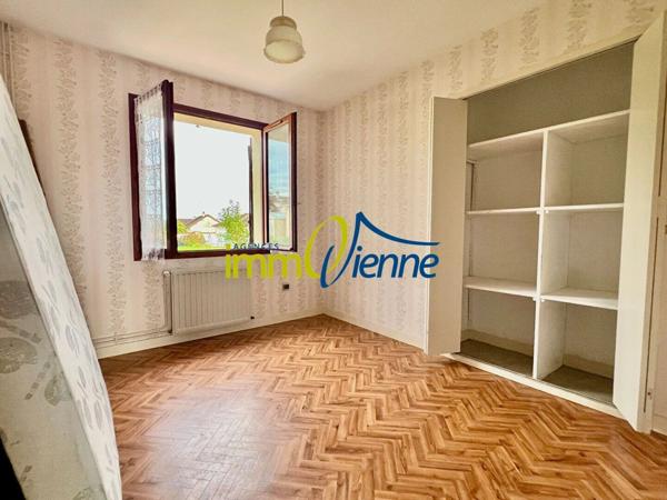 Vente Maison 4 pièces 88 m2 à Lussac-les-Châteaux