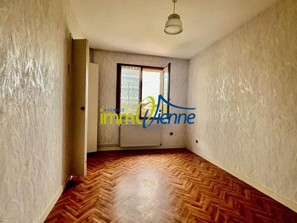 Vente Maison 4 pièces 88 m2 à Lussac-les-Châteaux