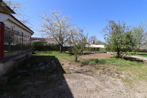 Maison à vendre à Fragnes-la-Loyère en Saône-et-Loire (71530), ref : 71057-10